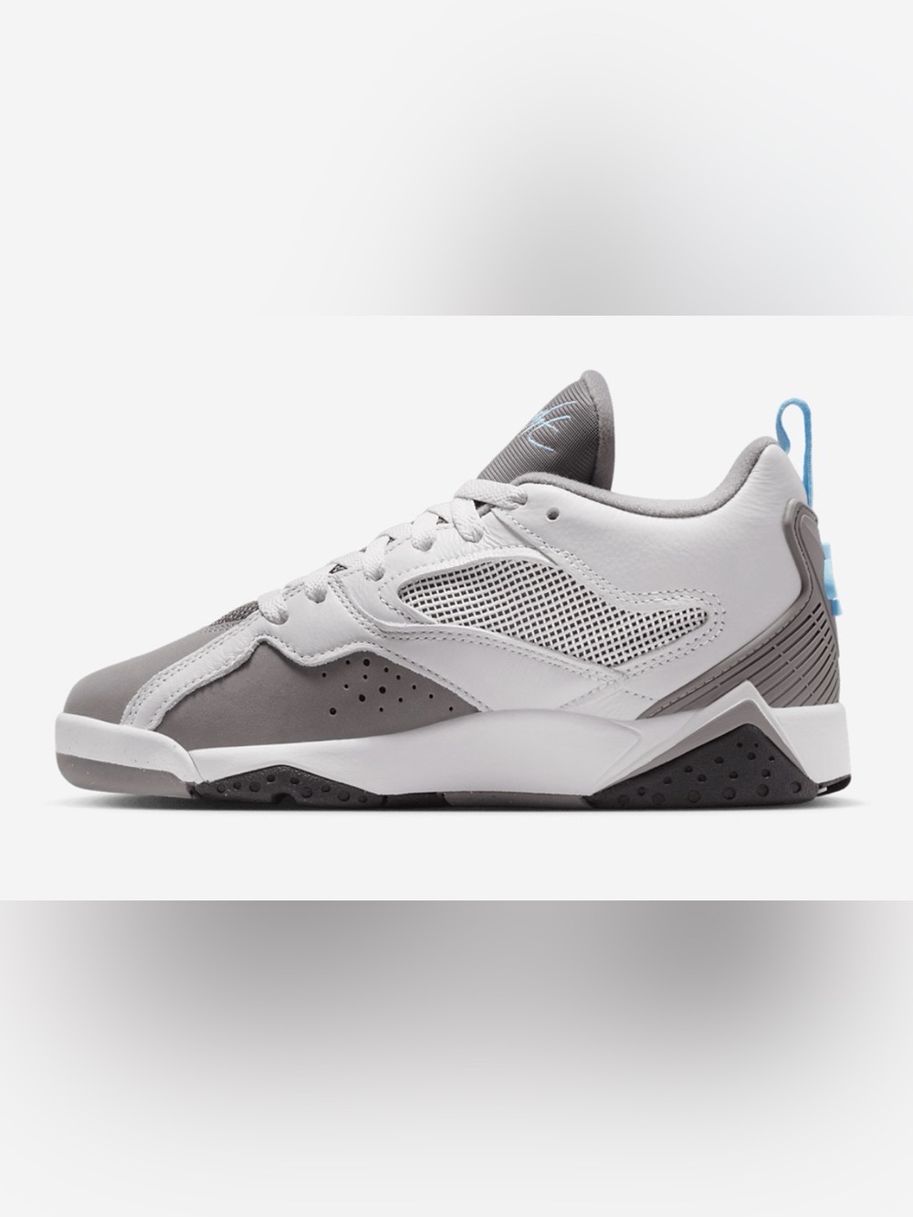 NWT Jordan MVP 92 Boys 5.5 Womens 7